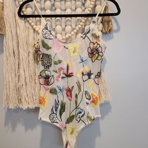 HONEYPUNCH medium embroidered body suit